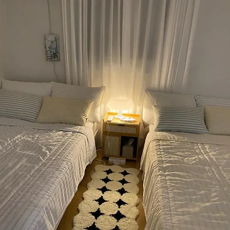 Seoul Yongsan - Shared House - Double Or Twin Room - 5Min Hangangjin - 10Min Itaewon