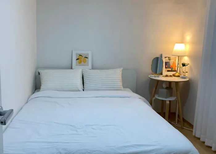 Yongsan - Shared House - Double Or Twin - 5min Hangangjin - 10min Itaewon Maison d'hôtes Séoul