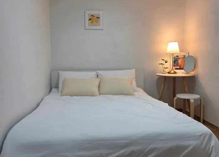 Yongsan - Shared House - Double Or Twin - 5min Hangangjin - 10min Itaewon Maison d'hôtes Séoul